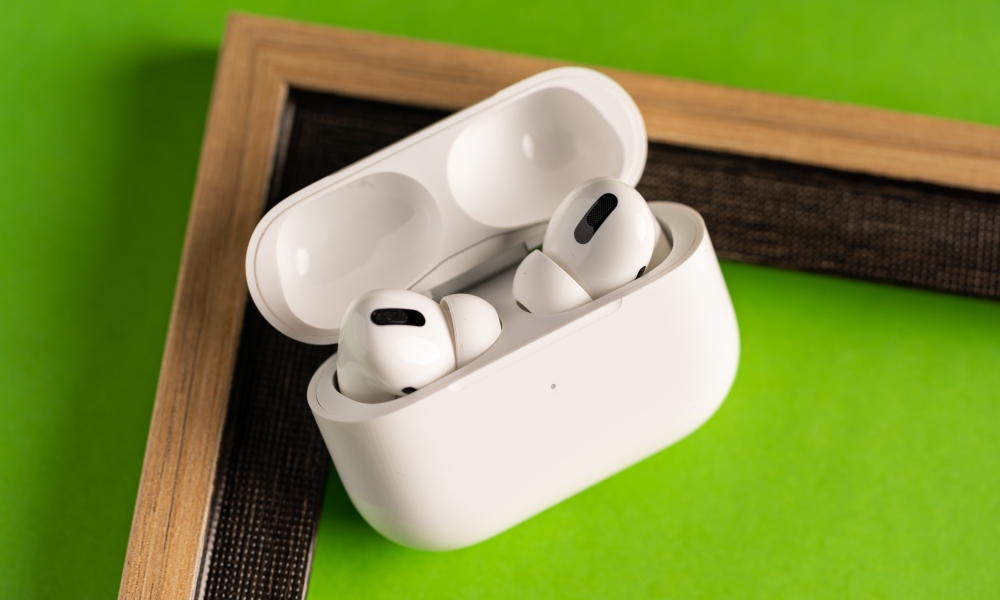 Apple разрабатывает Airpods за $99